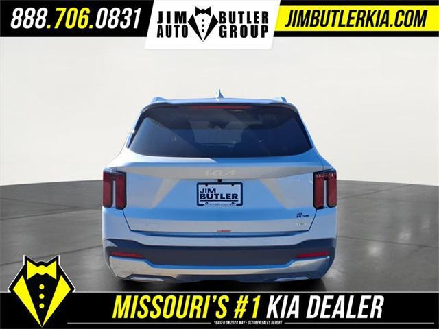 new 2025 Kia Sorento Hybrid car, priced at $38,945