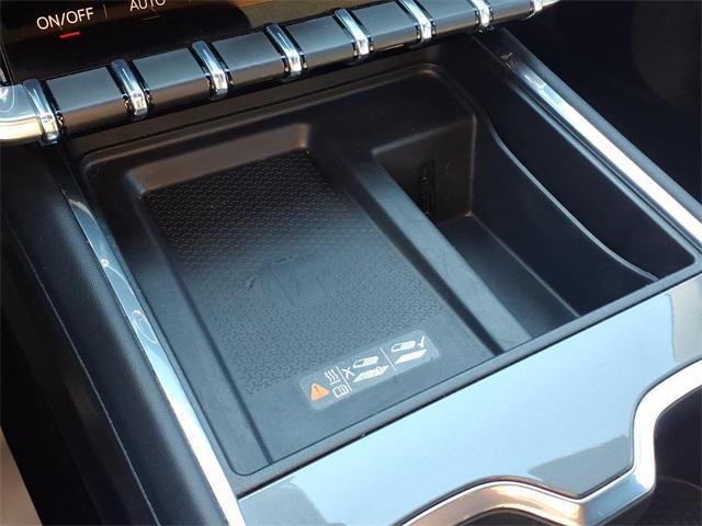 used 2025 GMC Acadia car, priced at $34,227