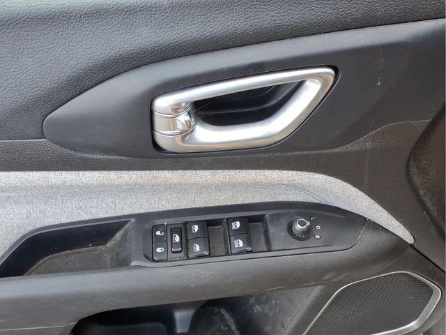 used 2024 Jeep Compass car, priced at $20,391