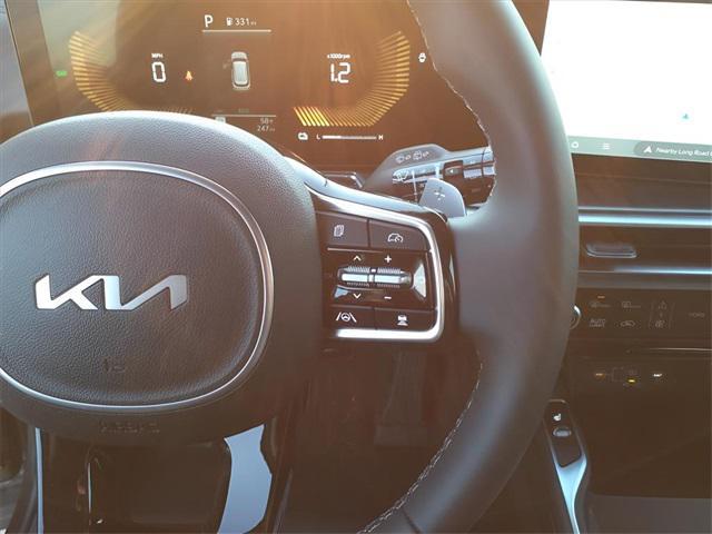 new 2025 Kia Sorento Hybrid car, priced at $40,690