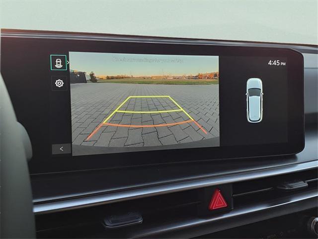 new 2025 Kia Sorento Hybrid car, priced at $40,690