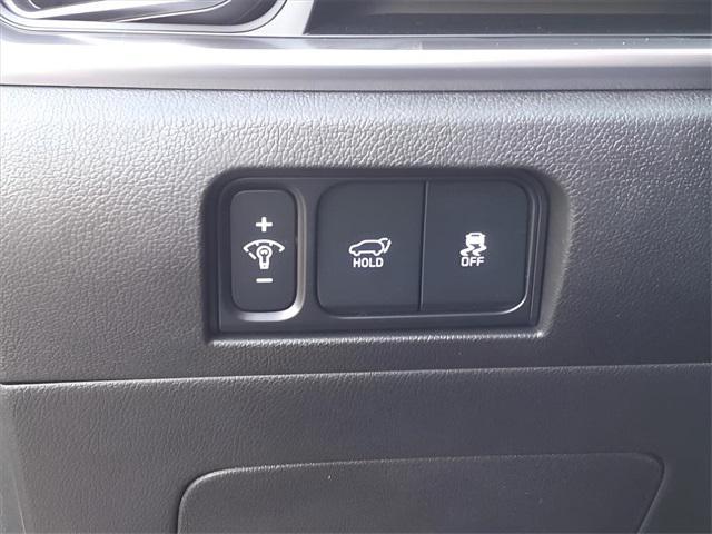 new 2025 Kia Sorento Hybrid car, priced at $40,690