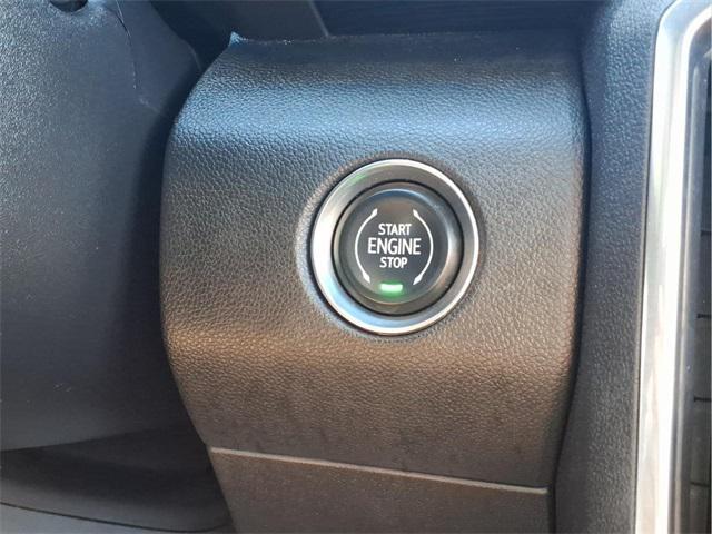 used 2025 GMC Acadia car, priced at $34,011