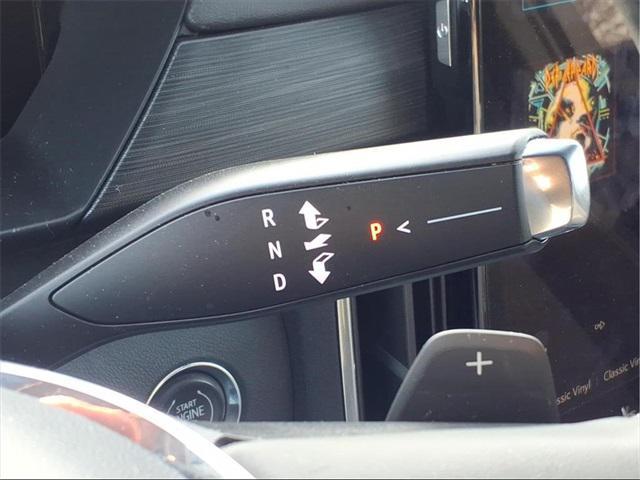 used 2025 GMC Acadia car, priced at $33,712