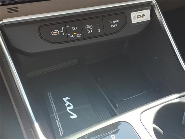 new 2026 Kia Carnival Hybrid car, priced at $44,620