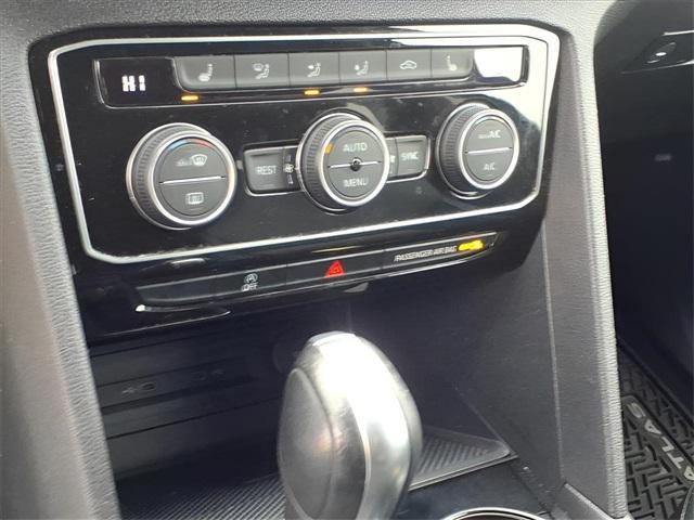 used 2022 Volkswagen Atlas car, priced at $20,000