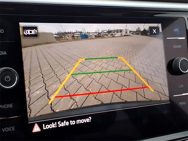 used 2022 Volkswagen Atlas car, priced at $20,000