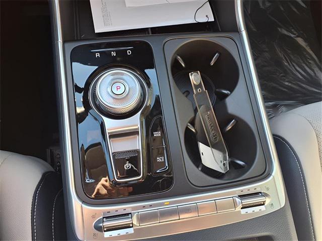 new 2026 Kia Carnival Hybrid car, priced at $55,925