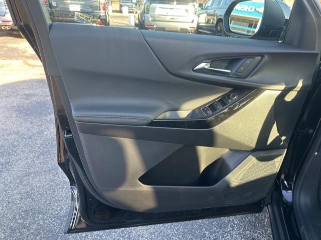 new 2026 Chevrolet Equinox car, priced at $27,495