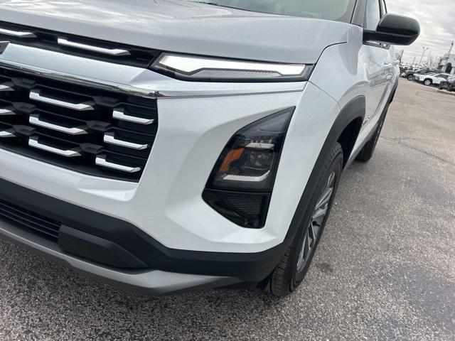 new 2026 Chevrolet Equinox car, priced at $27,990