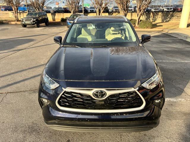 used 2023 Toyota Highlander car, priced at $35,499