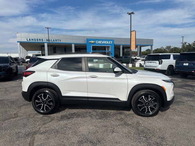 new 2026 Chevrolet TrailBlazer car, priced at $29,025