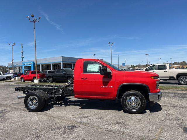 new 2026 Chevrolet Silverado 3500 car, priced at $62,848