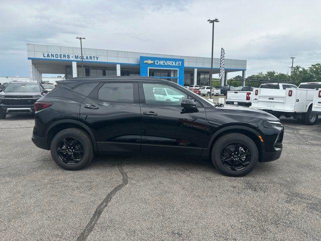 new 2026 Chevrolet Blazer car, priced at $34,290