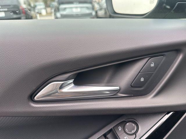 new 2026 Chevrolet Equinox car, priced at $28,815