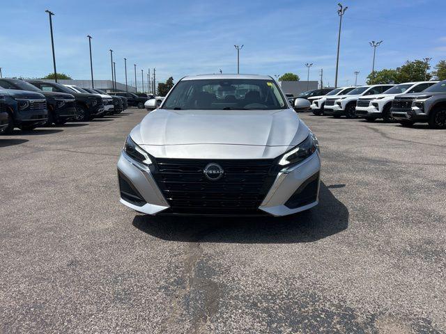 used 2023 Nissan Altima car, priced at $21,754