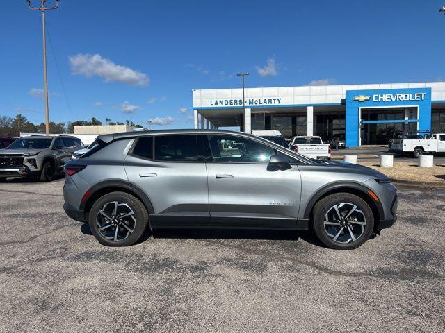 new 2026 Chevrolet Equinox EV car, priced at $29,835