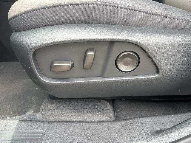 new 2026 Chevrolet Equinox car, priced at $31,490