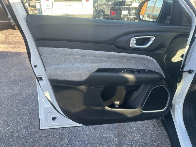 used 2023 Jeep Compass car, priced at $19,991