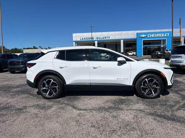 new 2026 Chevrolet Equinox EV car, priced at $35,434