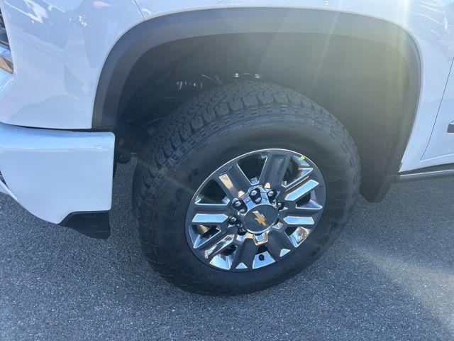 new 2026 Chevrolet Silverado 2500 car, priced at $71,730