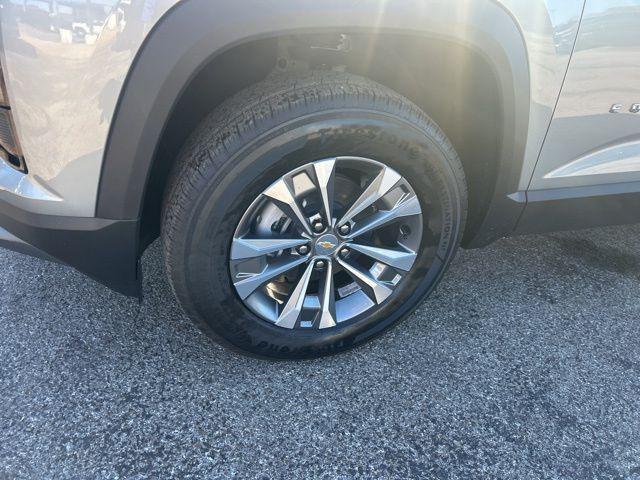 new 2026 Chevrolet Equinox car, priced at $29,485