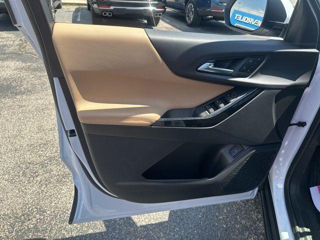 new 2026 Chevrolet Equinox car, priced at $33,285