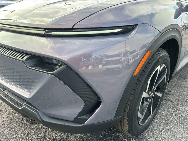 new 2026 Chevrolet Equinox EV car, priced at $31,994