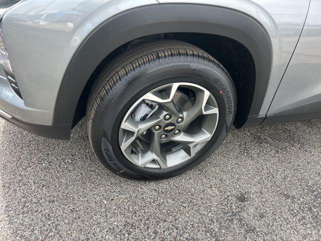 new 2026 Chevrolet Trax car, priced at $25,794