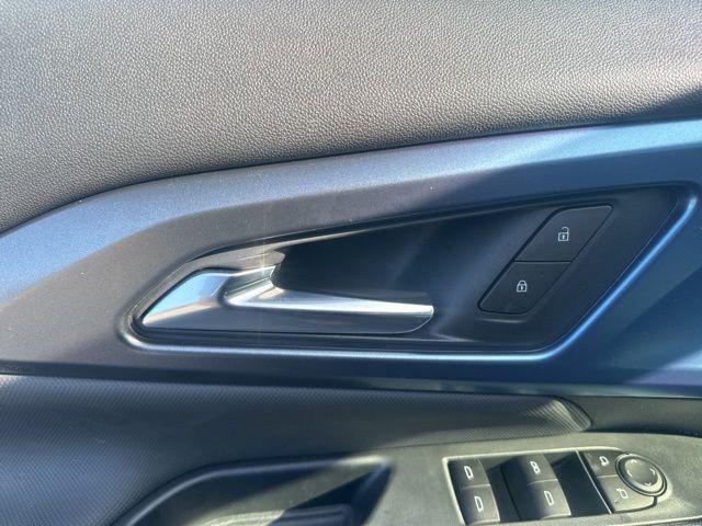 new 2026 Chevrolet Equinox EV car, priced at $30,634