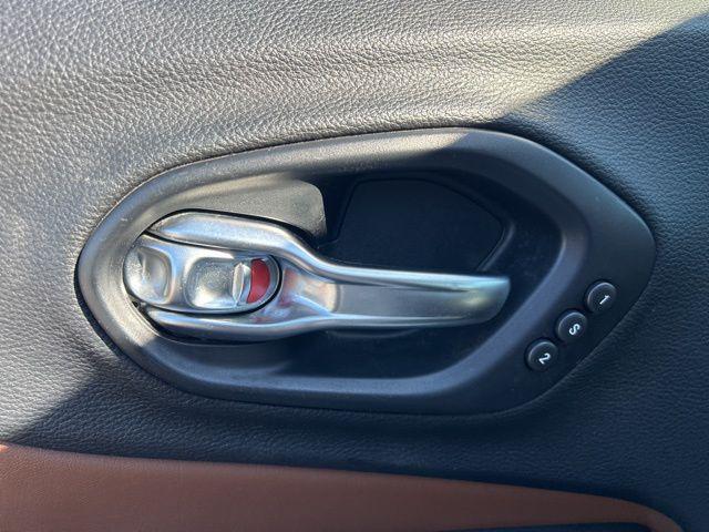 used 2019 Jeep Cherokee car, priced at $19,928