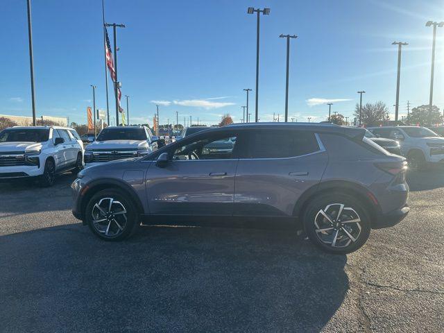 new 2026 Chevrolet Equinox EV car, priced at $31,994