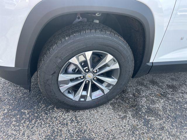 new 2026 Chevrolet Equinox car, priced at $26,355