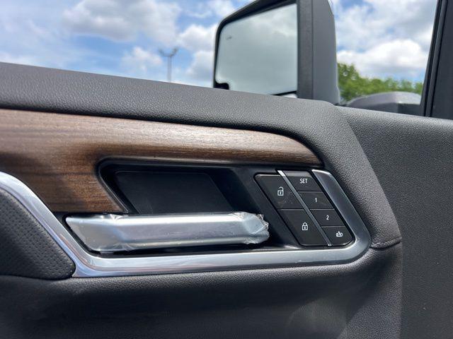 new 2026 Chevrolet Silverado 2500 car, priced at $73,150