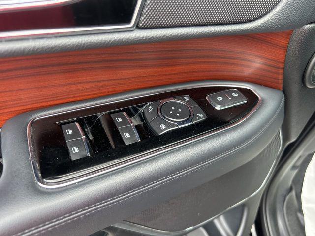 used 2022 Lincoln Navigator car, priced at $40,991