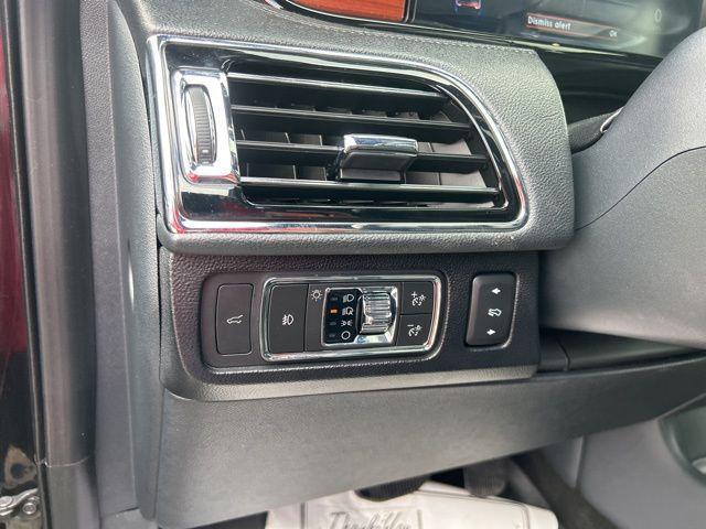 used 2022 Lincoln Navigator car, priced at $40,991