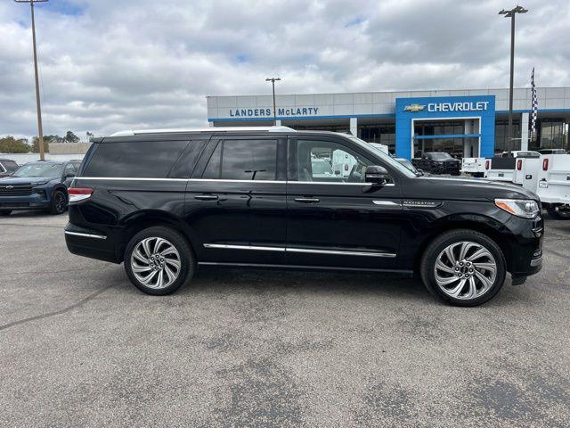 used 2022 Lincoln Navigator car, priced at $40,991