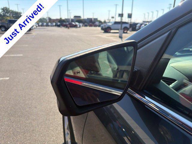 used 2022 Chevrolet Equinox car, priced at $20,526