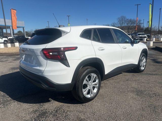 new 2026 Chevrolet Trax car, priced at $22,931