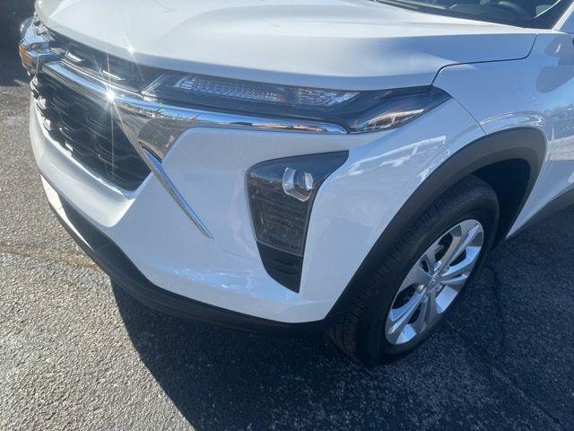 new 2026 Chevrolet Trax car, priced at $22,931