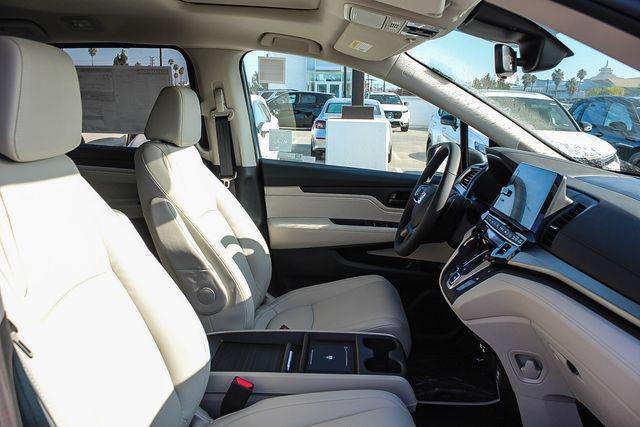 new 2026 Honda Odyssey car, priced at $44,830