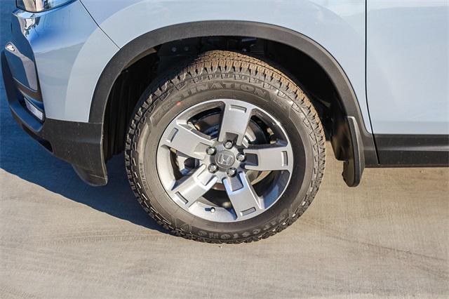 new 2025 Honda Ridgeline car, priced at $45,135