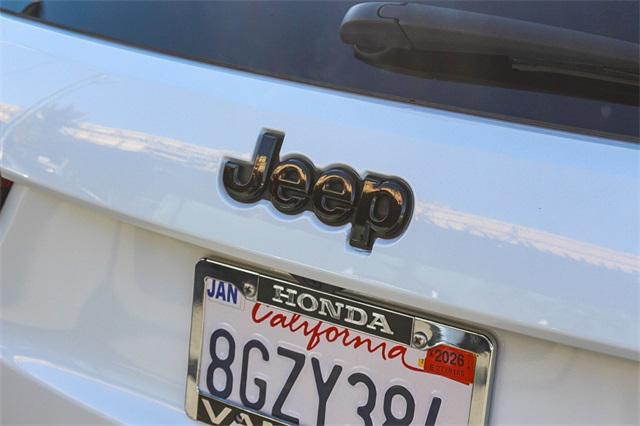 used 2018 Jeep Grand Cherokee car, priced at $15,491