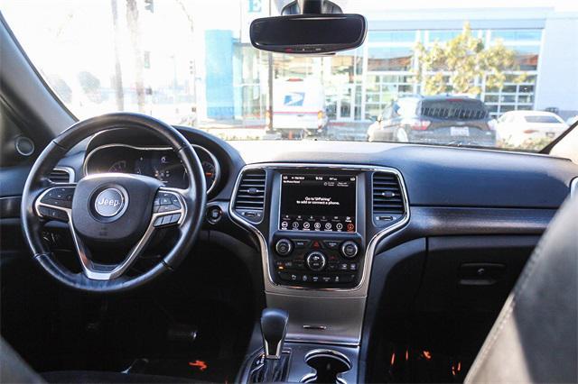 used 2018 Jeep Grand Cherokee car, priced at $15,491
