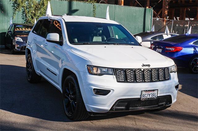 used 2018 Jeep Grand Cherokee car, priced at $15,491