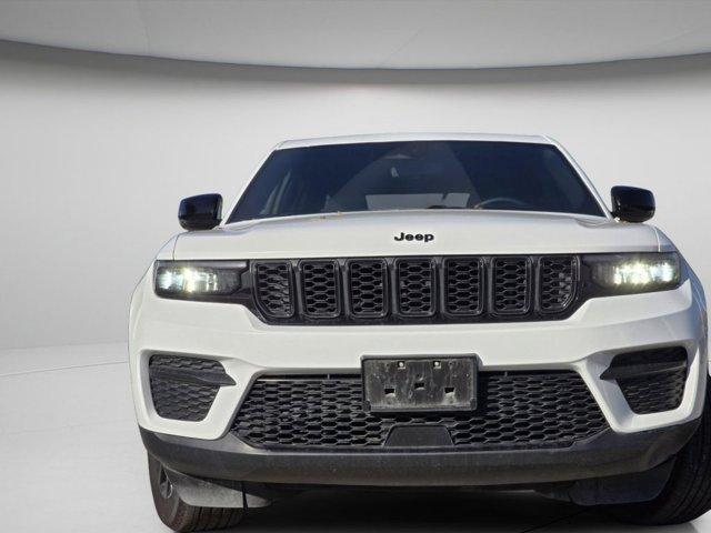 used 2024 Jeep Grand Cherokee car, priced at $28,209