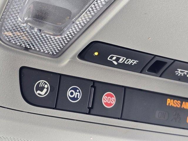 used 2023 Chevrolet Equinox car, priced at $19,524