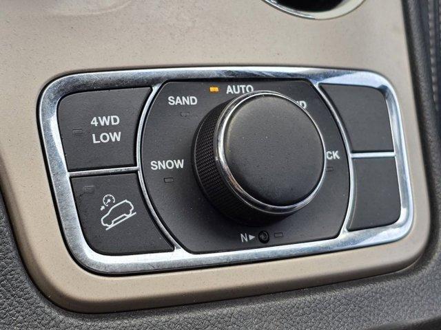 used 2015 Jeep Grand Cherokee car, priced at $9,668