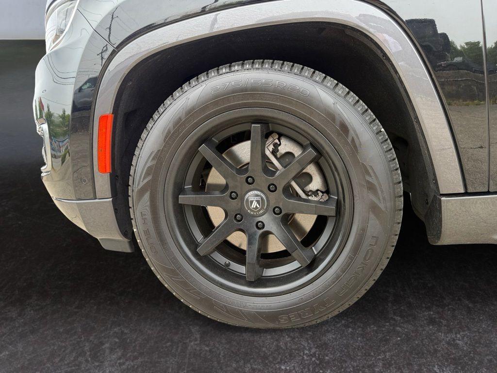 used 2022 Jeep Wagoneer car, priced at $40,988