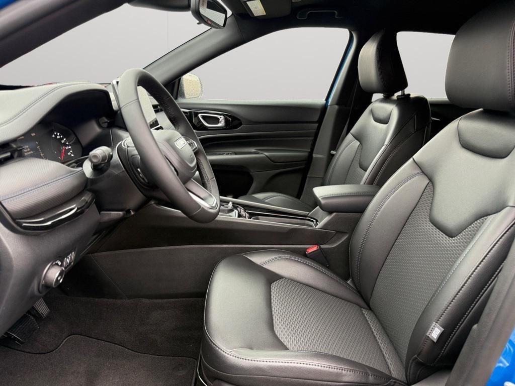 new 2026 Jeep Compass car, priced at $29,561